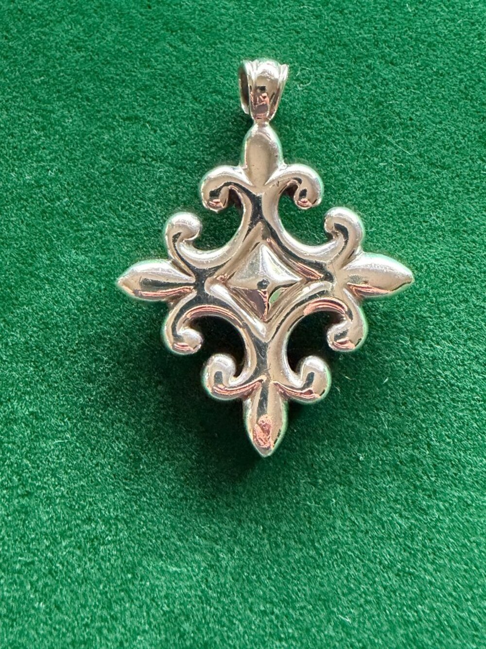 Sterling Silver Fleur de Lis Pendant Vintage Ornate Statement Piece 23.34 Grams